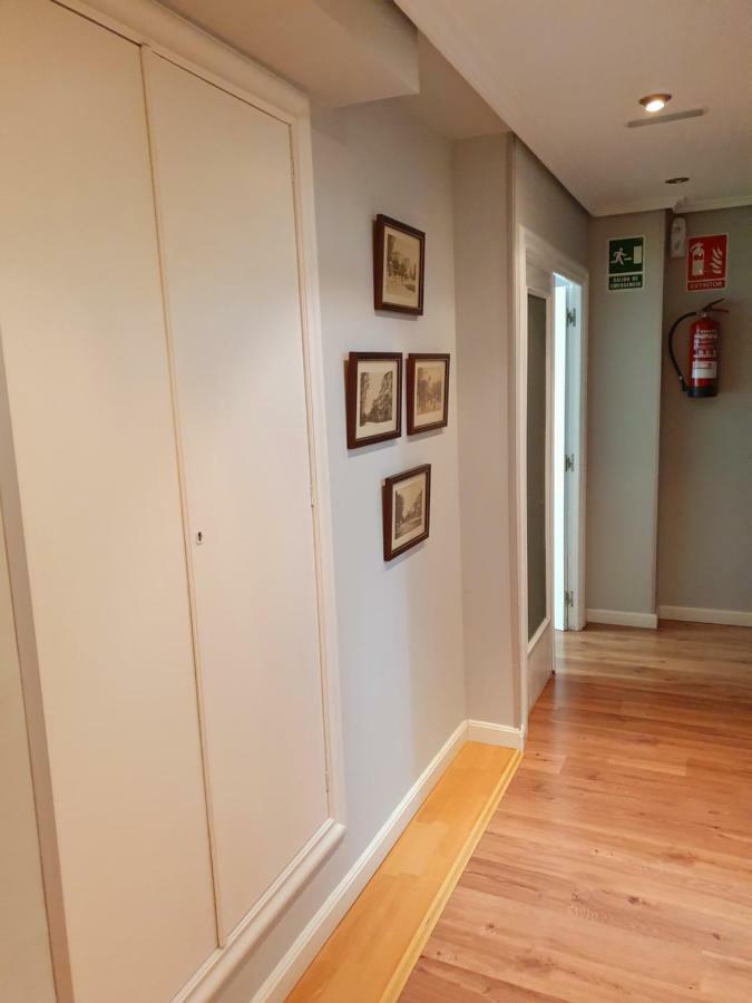 Pension El Espolon Logrono Exterior photo